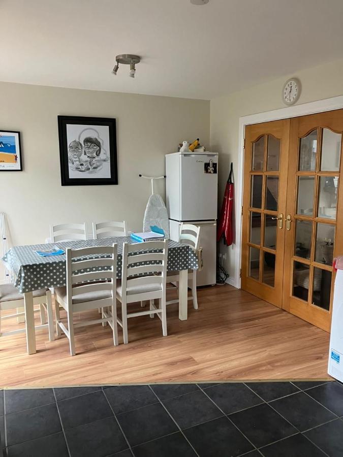 Strand Cottage, Ballycastle. Modern Home Buitenkant foto